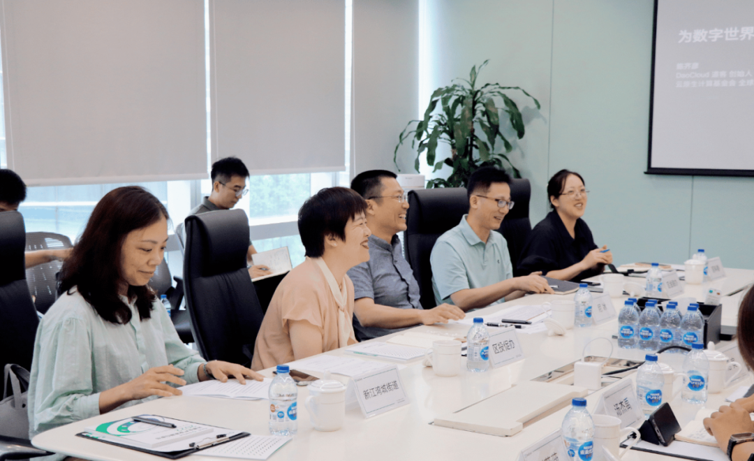 杨浦区委常委,常务副区长尼冰一行莅临道客走访调研