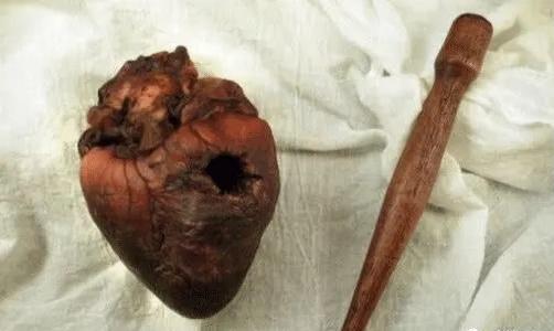 5万年前的女性遗体中有人造心脏,史前文明到底发展到什么程度?