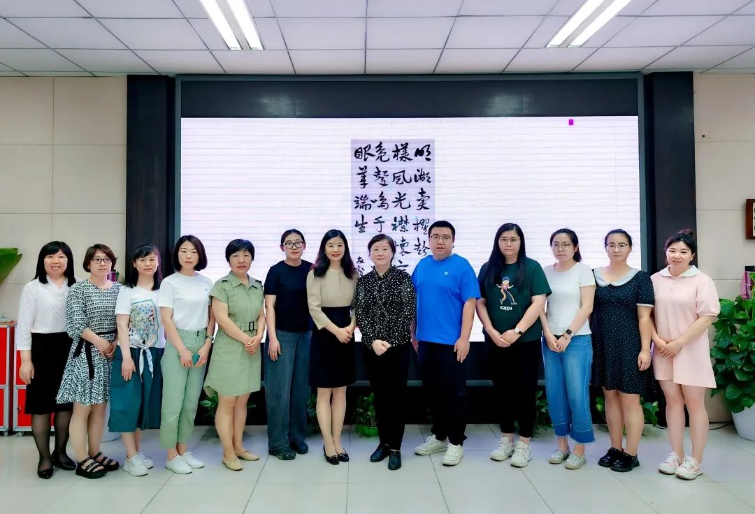 王蔚老师走进昌盛园小学南邵学校进行单元整体教学指导活动