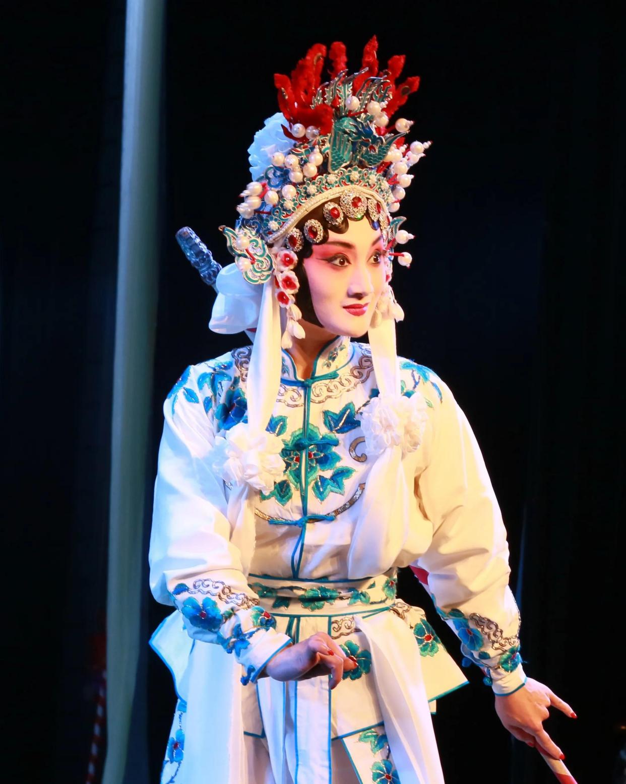 2022"飞入寻常百姓家"宜昌迎新年京剧折子戏专场,现场掌声不断