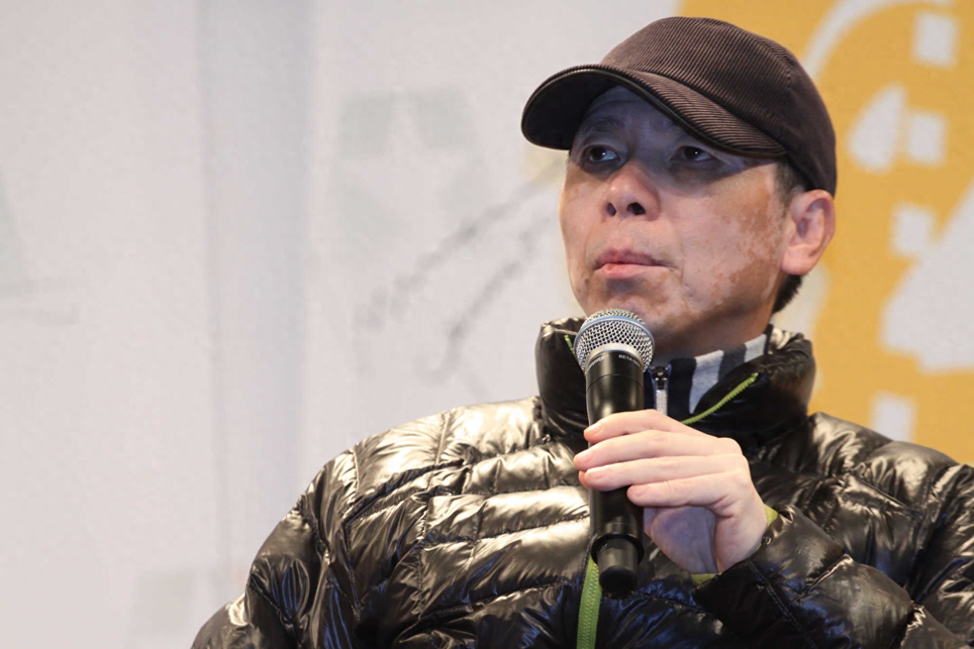 大胆的冯小刚心直口快因跳舞事件惹争议和徐帆恩爱24年