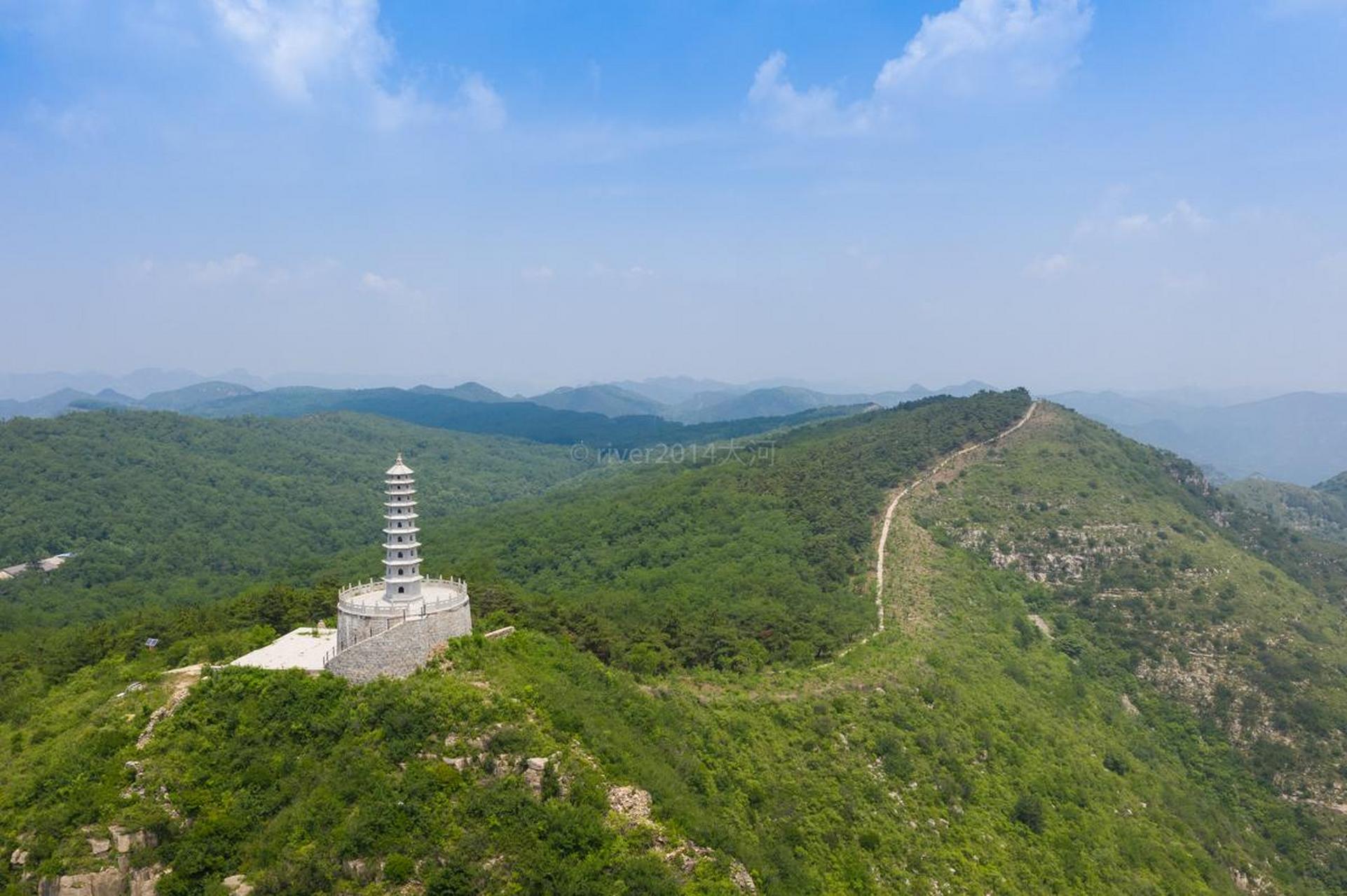 青州仰天山隐藏着一条惊心动魄的盘山公路——九龙盘,喜欢追求刺激的