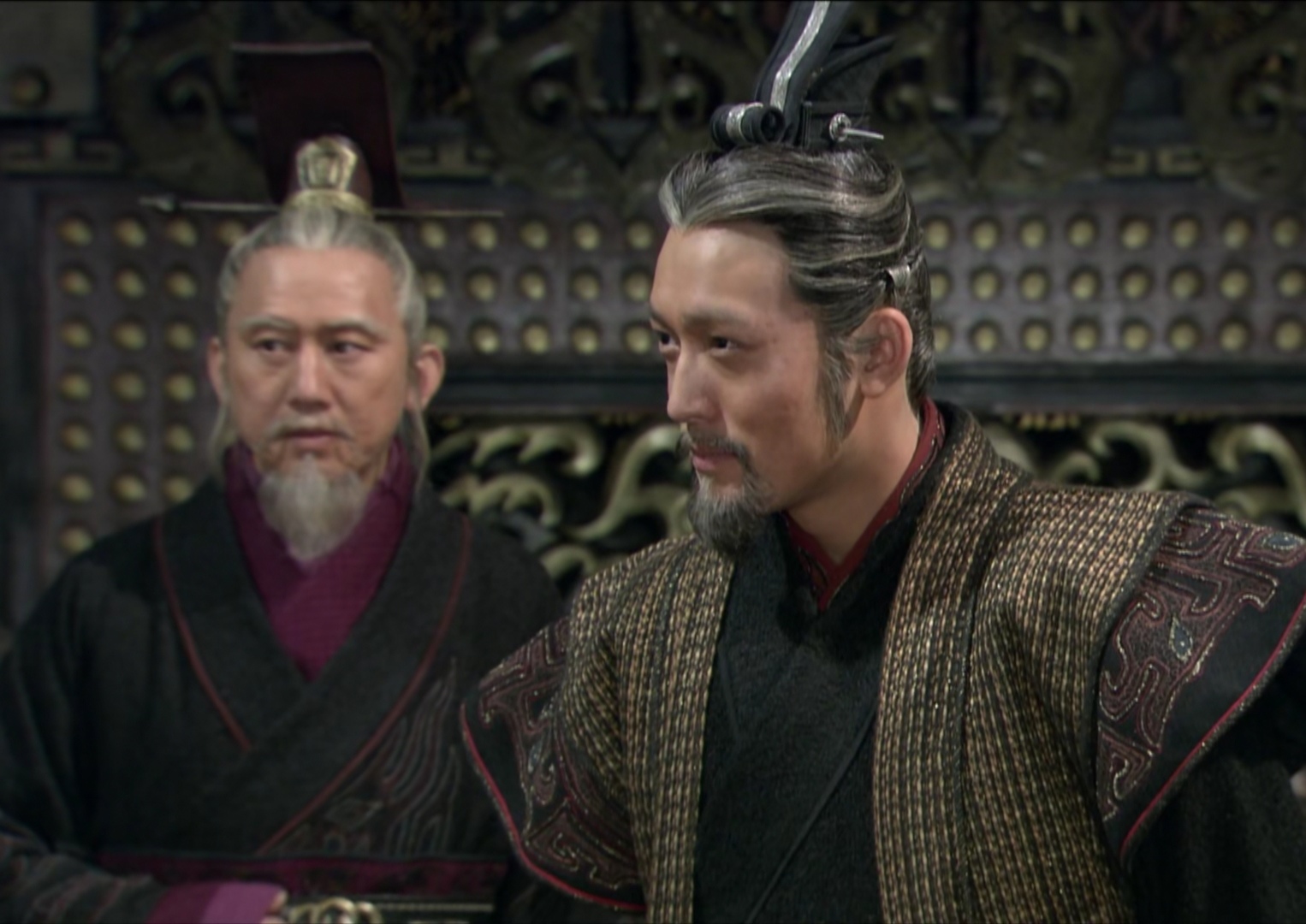 从落魄公子到秦王,嬴子楚的十年,藏着一个商人和一个集团的阴谋