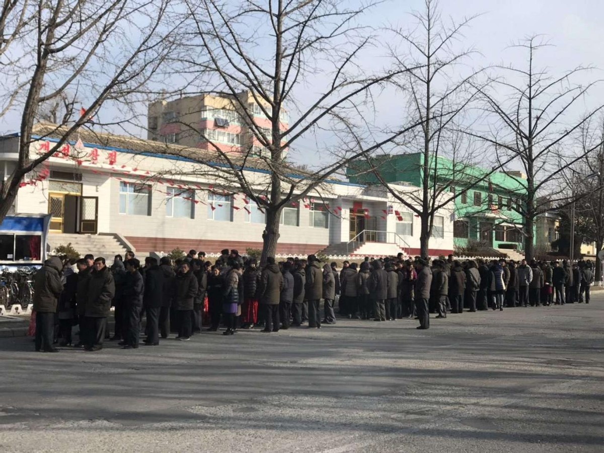 朝鮮社會的奇特景象,當地男人又黑又瘦,女人卻皮膚白身材勻稱