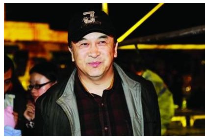 国家一级演员黄宏,24次出任春晚,被上午免职下午带走,不知为何