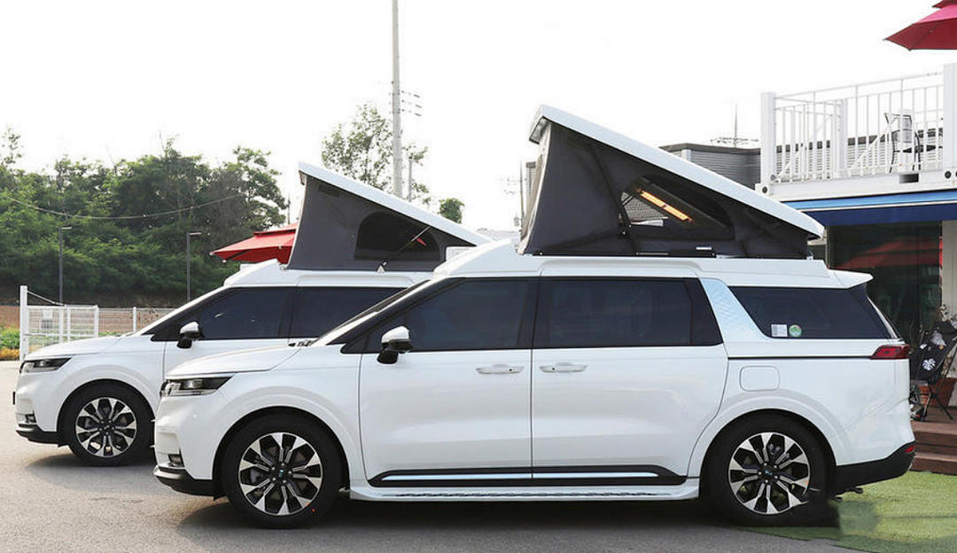 起亚嘉华"床车版",车顶自动升降,魔术座椅能变床!但愿国产