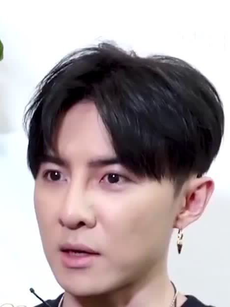 39岁唐禹哲被曝《披荆斩棘》求婚成功!网友喊话张远准备好嘉宾-度小视