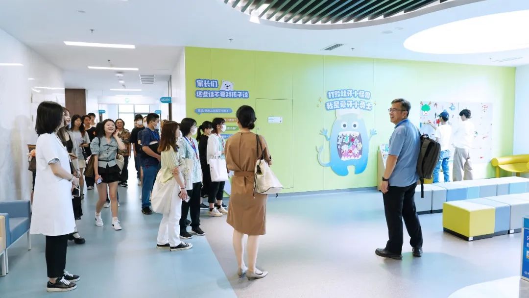 日本城西国际大学代表团来访我院参观学习