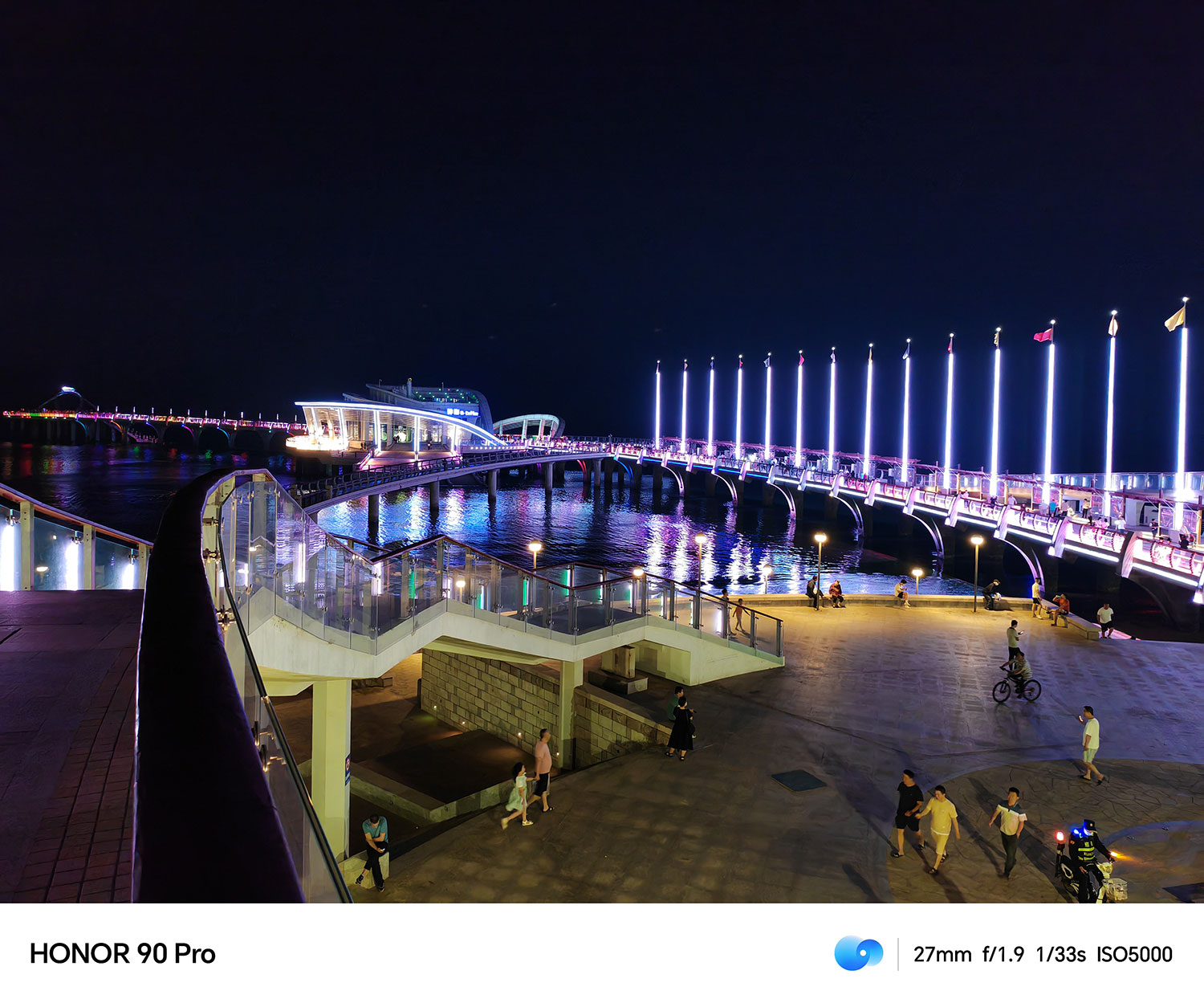 荣耀90 pro夜景拍照实战:三焦段皆可用,出门不用带相机了