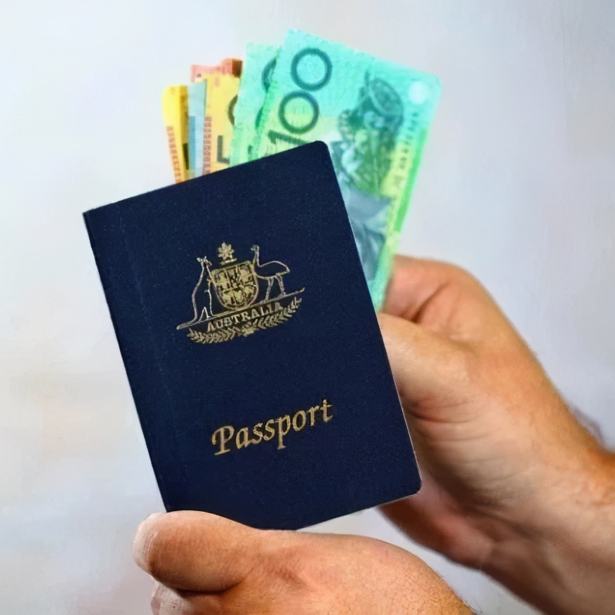 澳洲移民《唐人街探案》在澳洲,各显神通谁能先拿绿卡呢