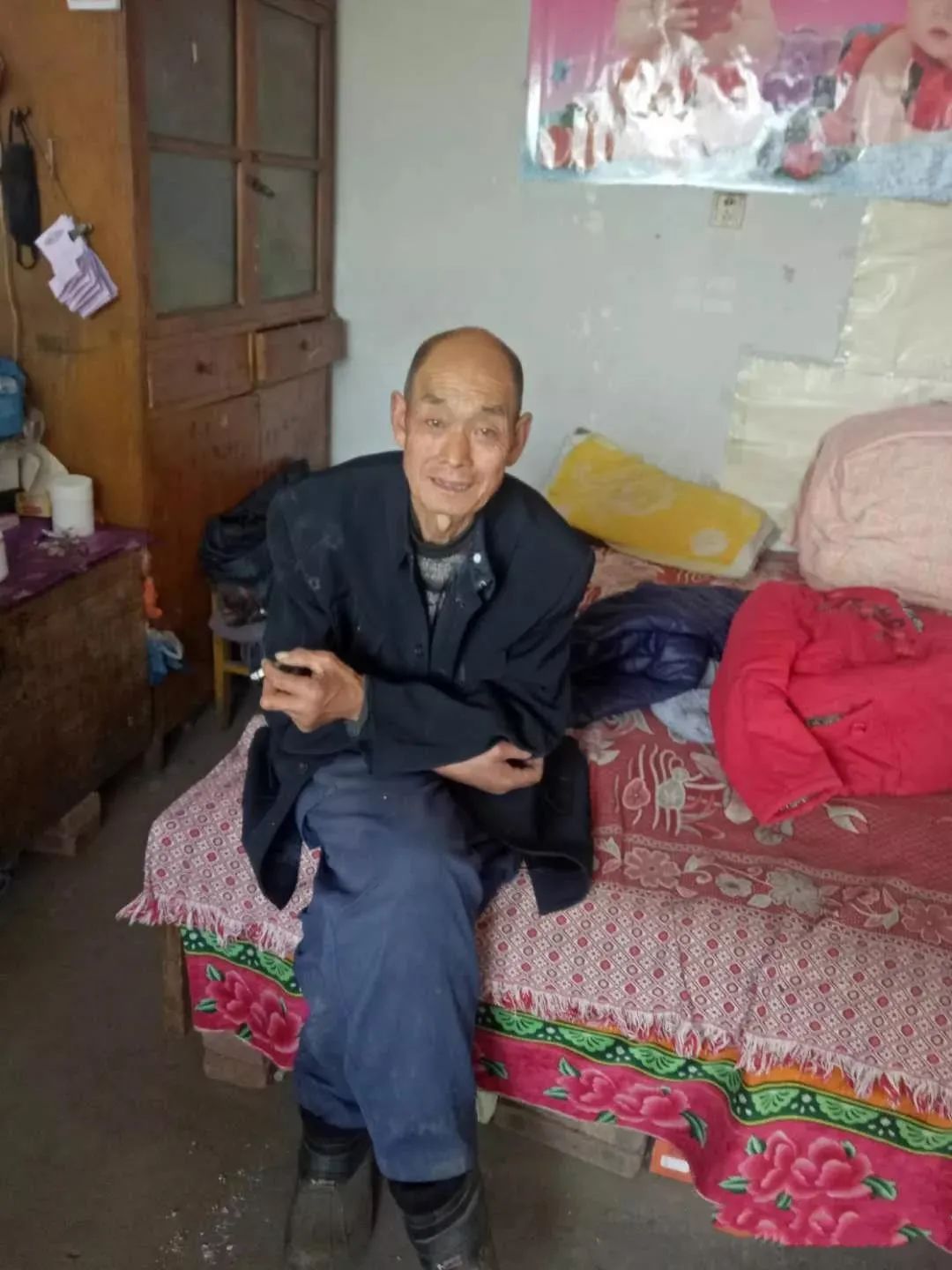 何凤山寻找英雄后人