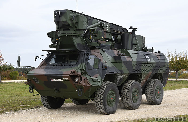 德军"狐"1a8a13排爆装甲车罕见亮相 汉斯"碎骨魔"功能如何?