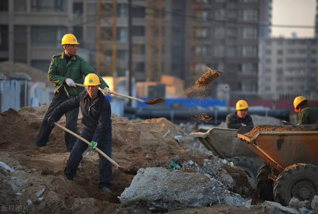 农民工年过60还赖在工地打工