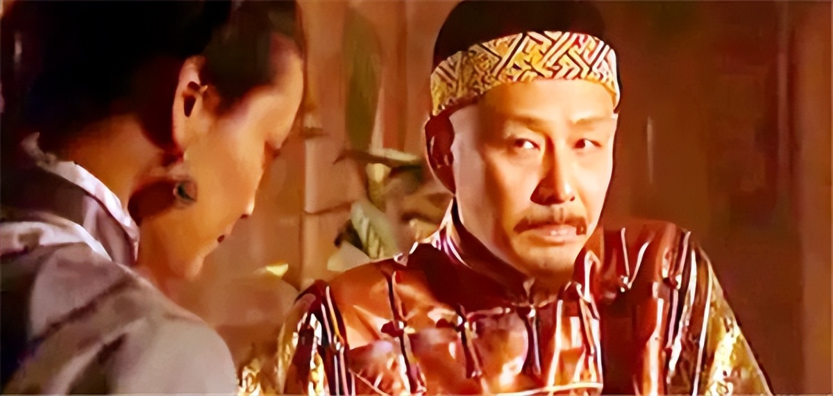 康熙身高多少?有的说一米八,有的说一米五,他的衣物可作参照