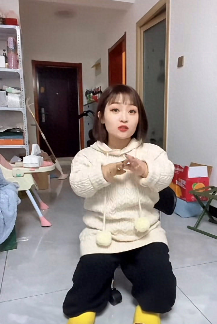 回顾网红李大可爱身高1米嫁187米河北帅哥结婚2年遭抛弃