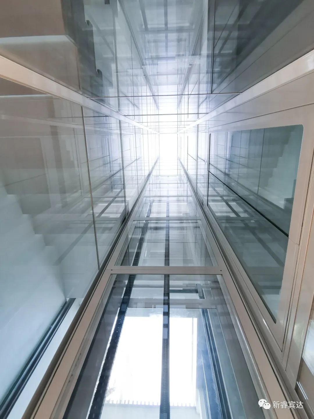 宾达智能螺杆家用电梯绍兴篇