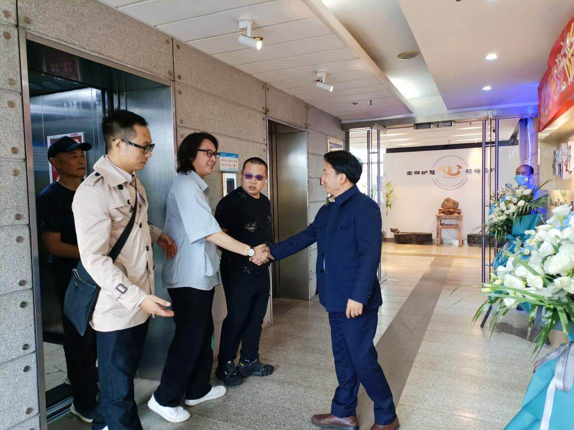 中国原建设部部长林汉雄,歌手谢军与王子清都聊了什么