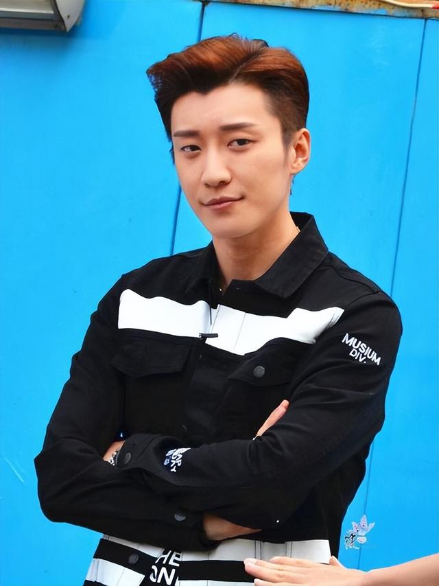 去世7年了,回头看乔任梁父母如今境遇,才明白他为何会得抑郁症