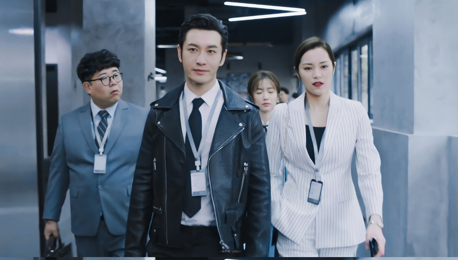 紧急公关:同样是女人,她俩被赞清醒果决,她们仨却让人生厌