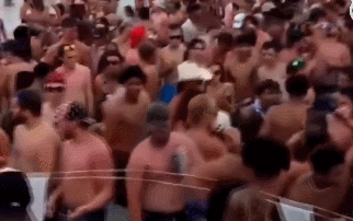 热点|以身试毒上瘾了？美国大型户外蹦迪现场画面曝光，多人感染新冠