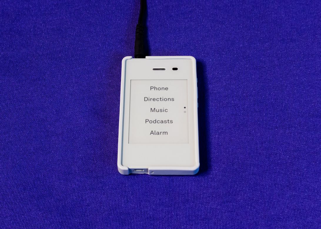 minimalist light phone 2 可以取代我的 iphone 吗?