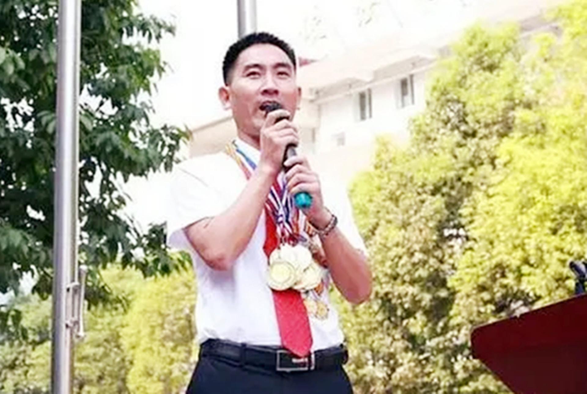 2008年,贵州第一孝子刘秀祥背着母亲上大学,如今怎么样了?