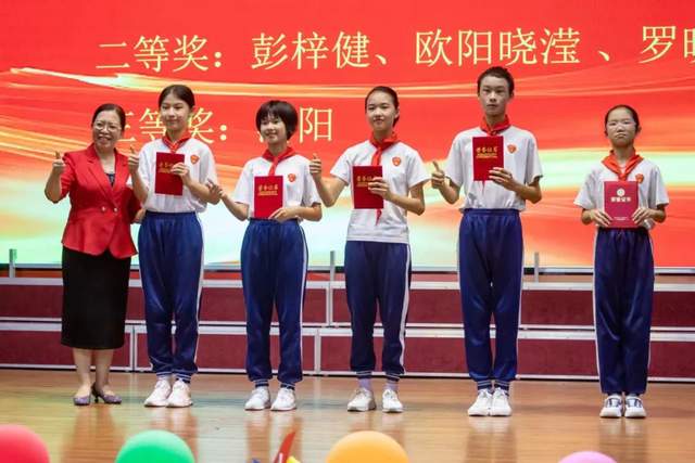 佛山市元甲学校2023届学生毕业典礼隆重举行