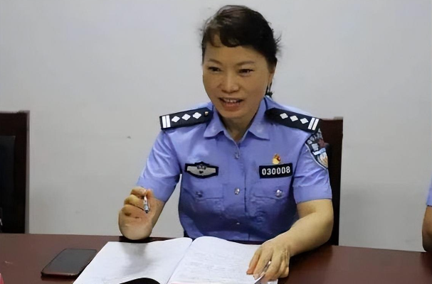 纪实:湖南警花凌娅自首:强迫下属发生关系,曾制造太子奶冤案