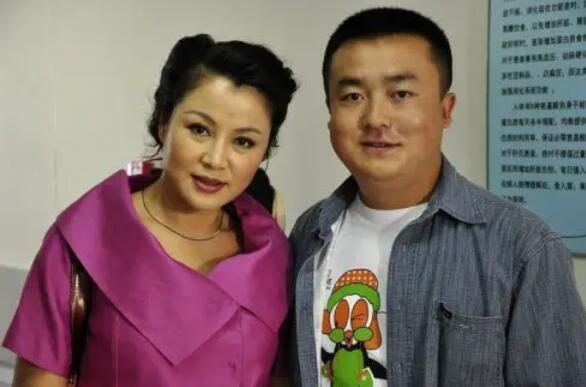 于小慧2段感情遍体鳞伤,将近六旬仍单身,儿子是她最好的作品