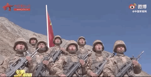 军人|他已连续值守16个月，并在地窝子里悄悄给女儿写下遗书