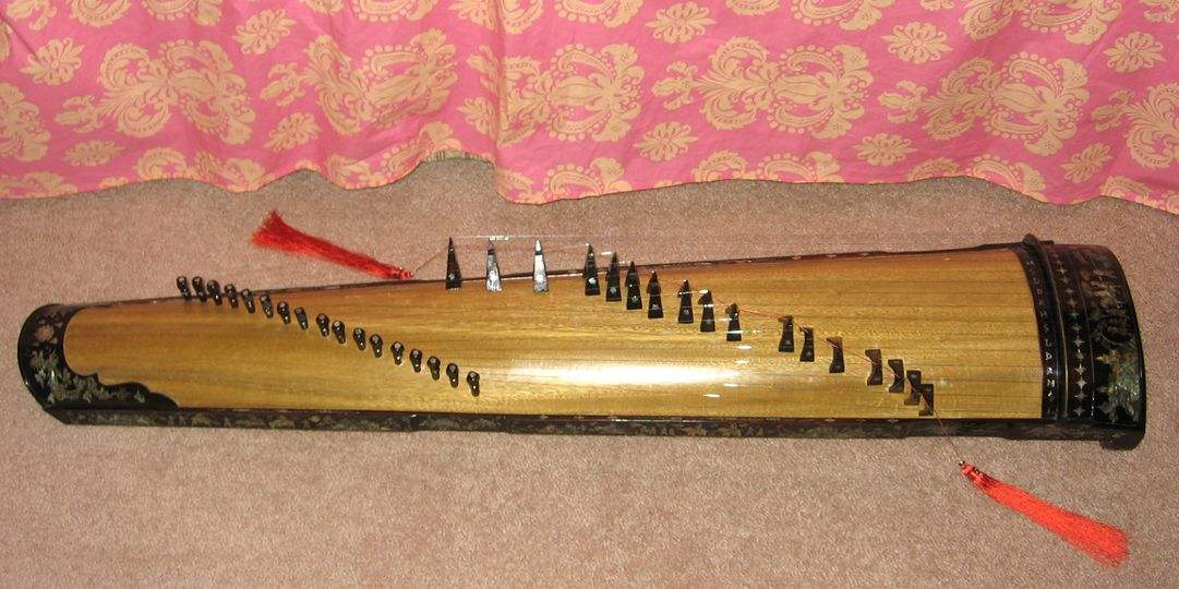 浅谈中国和越南从古至今,筝艺术的发展与对比