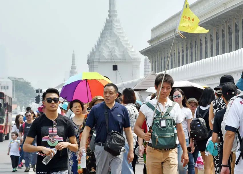 泰国旅游穿着什么衣服方便_泰国旅游穿着什么衣服方便呢