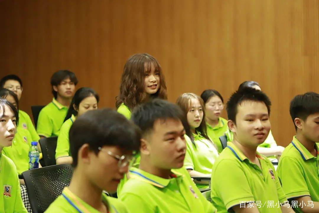 黑小马电商校企合作|江西新华2021年“技行天下智创未来”名企研学游-京东店群_黑小马电商_京东无货源_京东入仓_京东开店