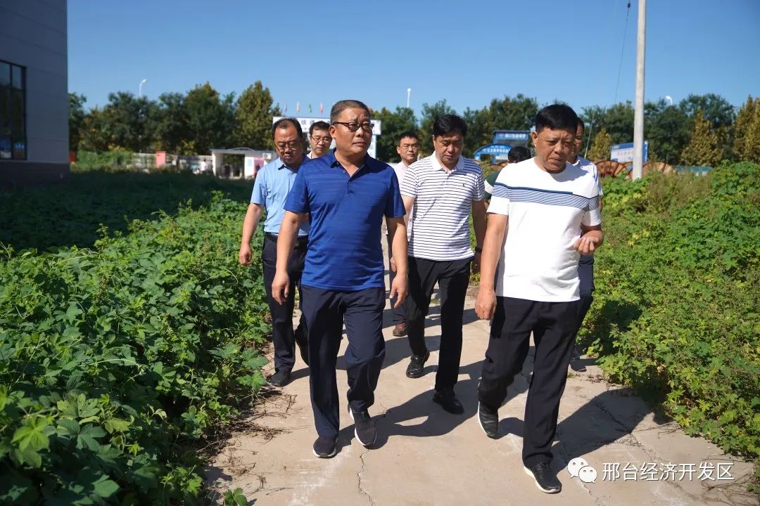戎阳深入市开发区调研经济发展和项目建设等工作