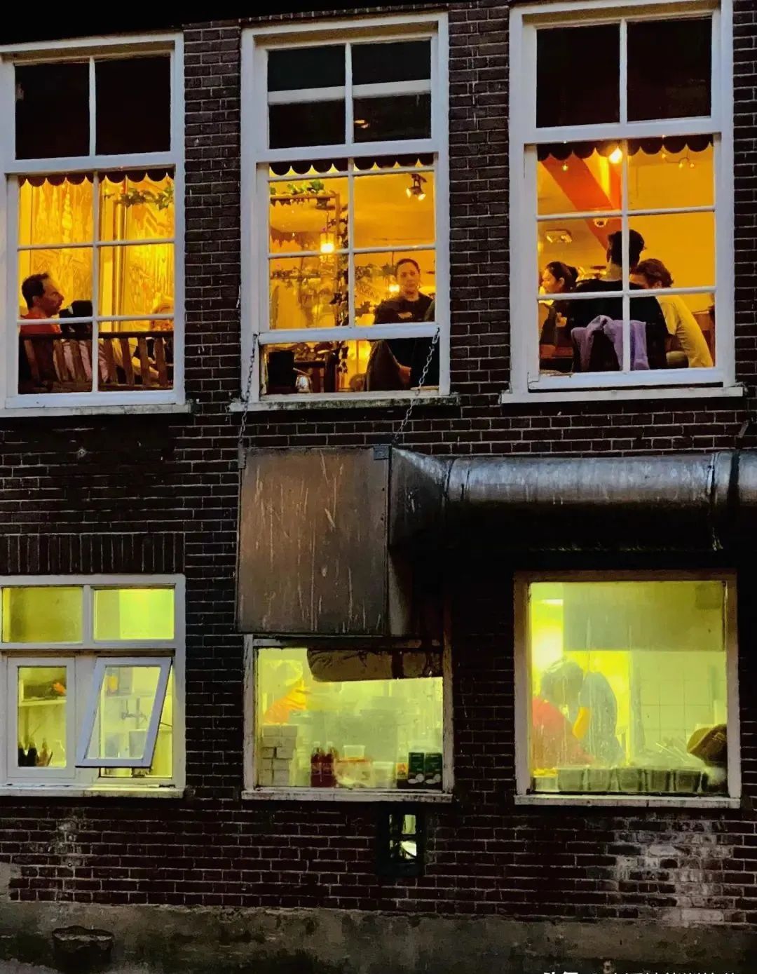 38张对比照片展示同一事物惊人的变化