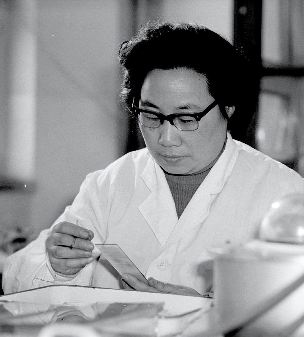 半导体功勋李爱珍:4次申请院士未果,在美国当选,坦言不会忘本