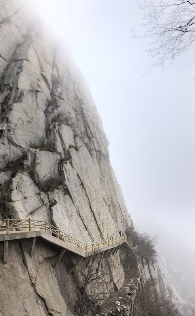 嵩山太室山峻极峰卢崖瀑自驾一日游