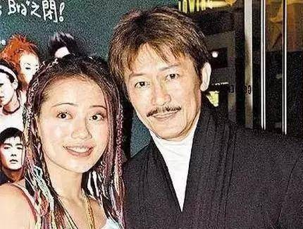 港星陈勋奇:女儿坠楼身亡,71岁独居内地,含泪为家乡加油