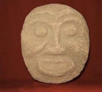 石峁遗址发现玉人头像,有人说它是一目国的面具,真是这个意思吗