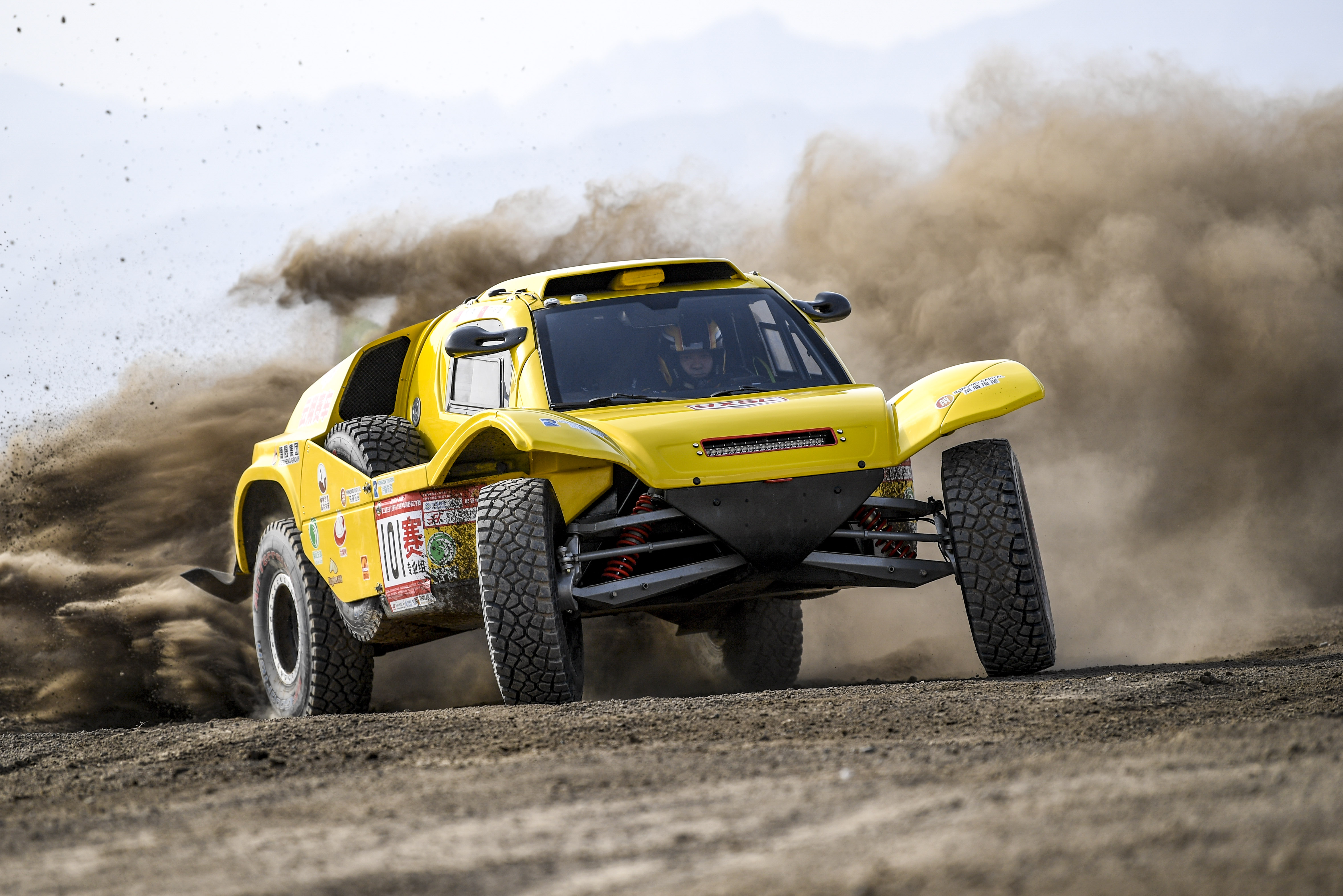 赛车——2020宁夏·石嘴山第二届贺兰山(石炭井)大峡谷汽车越野拉力赛