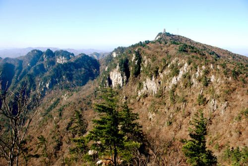 河南一定要去的景区,独特的景色令人心旷神怡,游客络绎不绝