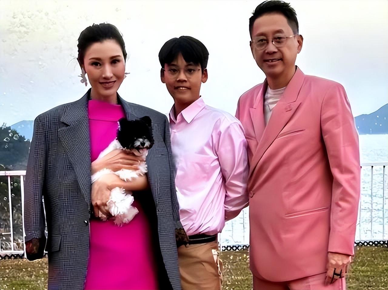 看完刘烨儿子的近照终于明白混血儿的心酸周华健比儿子还年轻