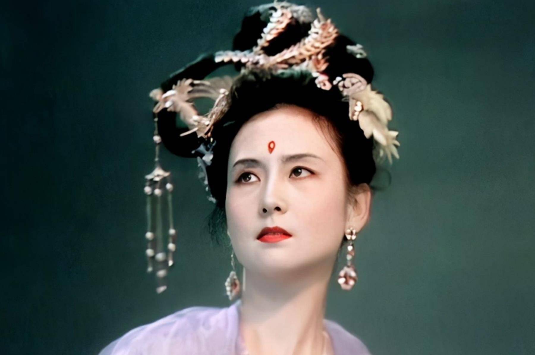 看完网友的"土狗吃月"图,我怀疑某国根本没登上月球,哈哈哈!