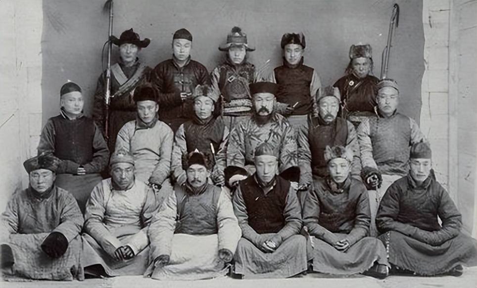 清朝末期的蒙古王公们面临着怎样的现状,促使他们施行新政