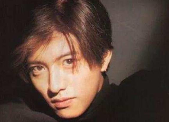 当年的"亚洲四大美男",张国荣排第四,他的魅力男生都挡不住!