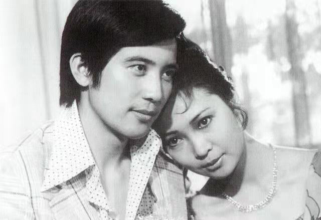 回顾萧芳芳:与李连杰亲如母子,是谢霆锋老爸一辈子得不到的女人