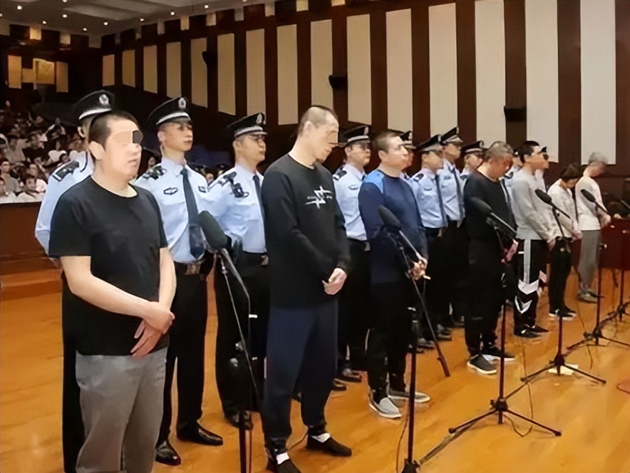 北京村霸陈海涛:称霸一方,敛财近亿元,每天只给村民供水两小时