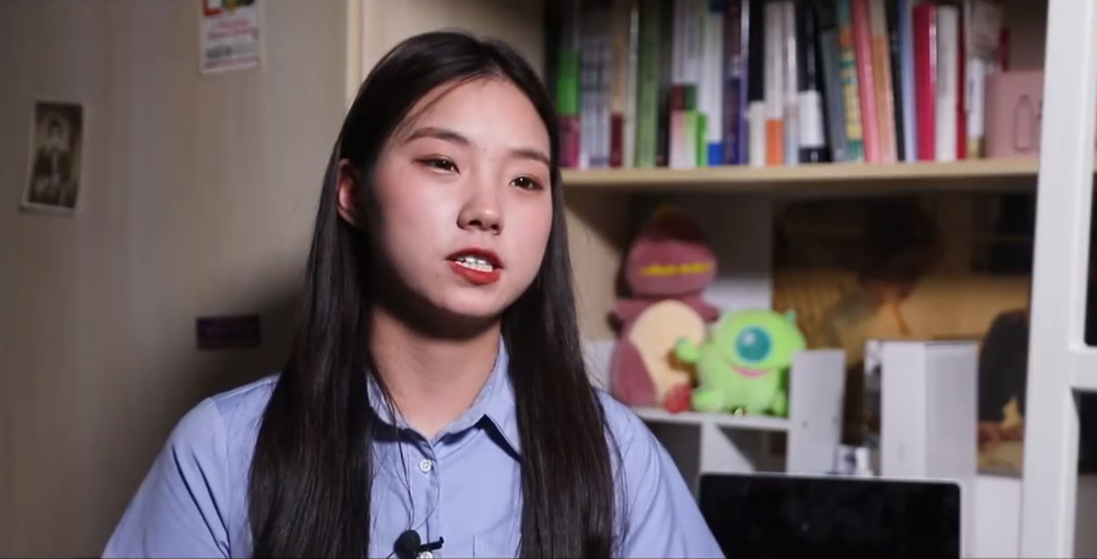 回顾网红七颗猩猩:上大学拍短视频月入70万,23岁给爸爸买保时捷