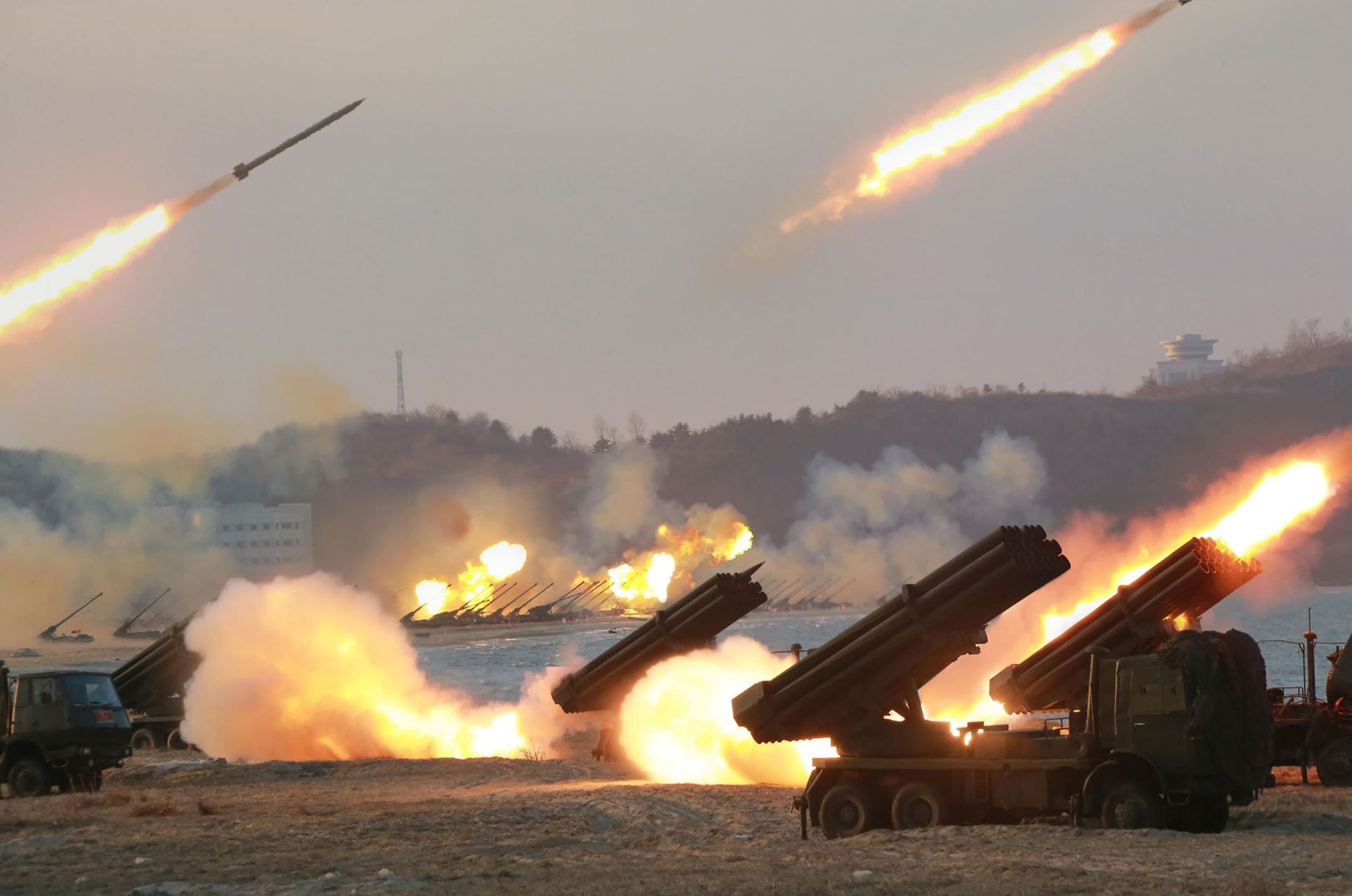 1个月射7款导弹,印军积极备战,西藏军区万箭齐发,给印军提个醒