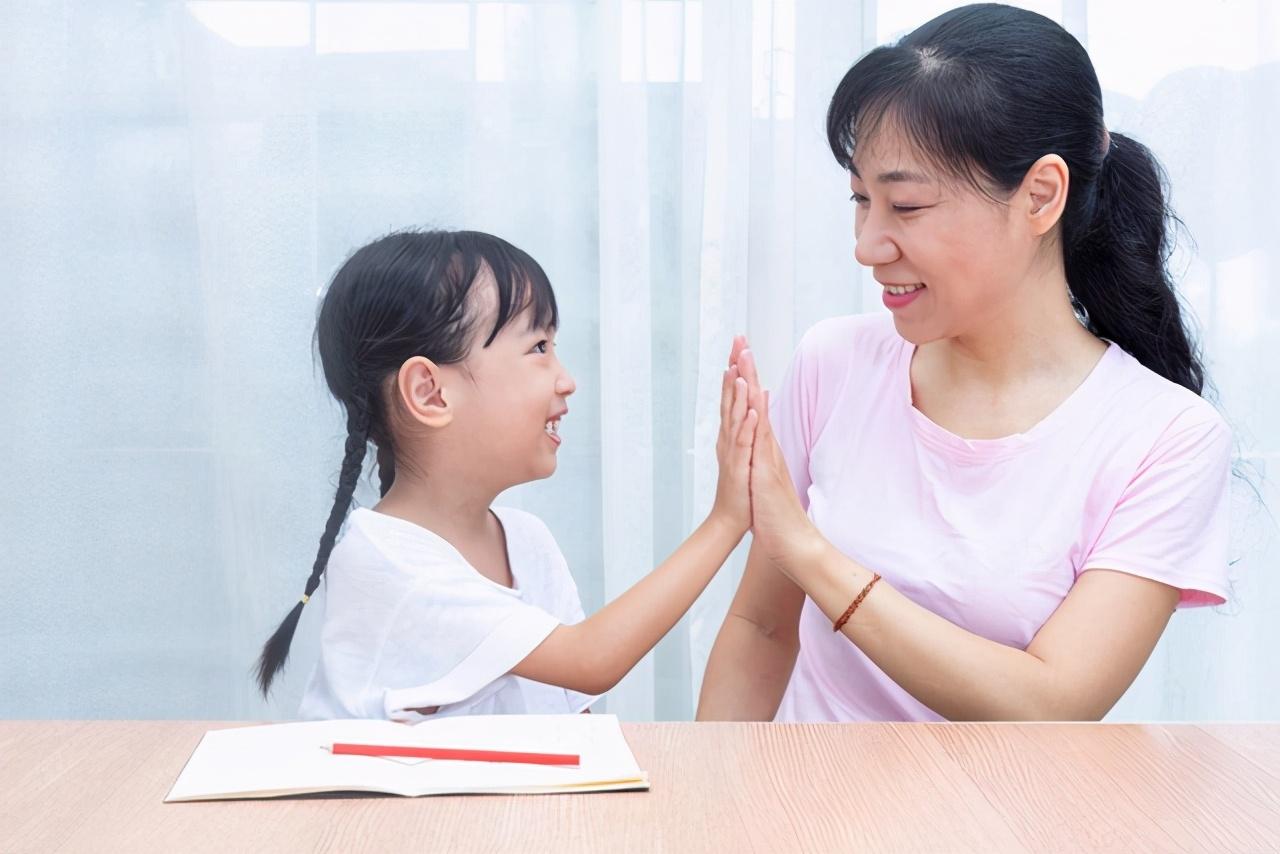 一位母亲自述:一味地鼓励孩子的父母,反而是摧毁孩子自信的根源